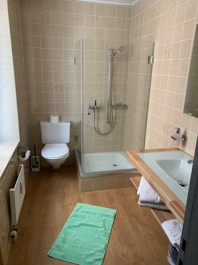 Studios With Kitchenette Бирсфельден Экстерьер фото